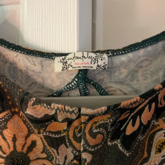 Free People Floral Open Back bodysuit - Picture 2 of 5